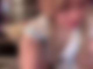 Laura Tate's Live Sex Cam Show
