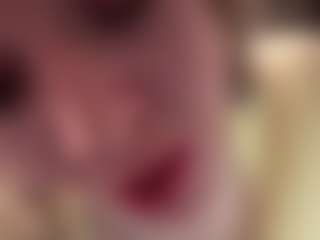 Live cam show with Laura Tate - Big Ass on StripNow