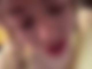 Live cam show with Laura Tate - Anal Toys on StripNow