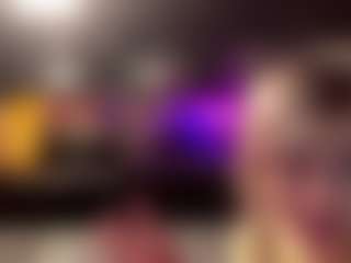 Live cam show with Laura Tate - Joi on Streamer API