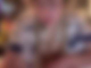 Live cam show with Laura Tate - Lush on Dolls Live