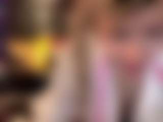 Laura Tate's Live Sex Cam Show