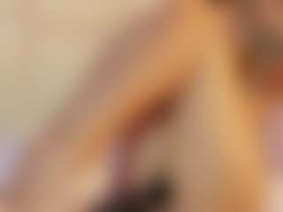 bella1207's Live Sex Cam Show