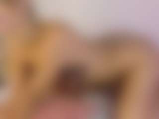 bella1207's Live Sex Cam Show