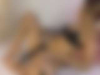 bella1207's Live Sex Cam Show