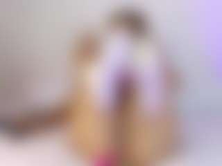 bella1207's Live Sex Cam Show
