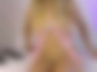 bella1207's Live Sex Cam Show