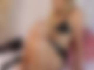 bella1207's Live Sex Cam Show