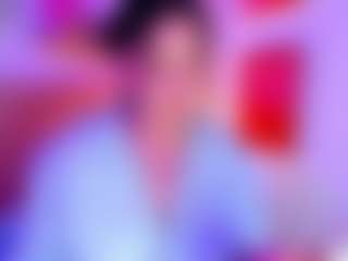 Live cam show with Cherry Queen - Highheels on TeamSkeetLive