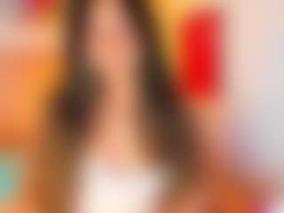 Live cam show with Cherry Queen - Shaved on Camsoda