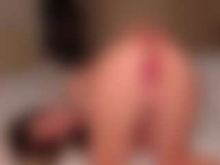 Live cam show with Ellen - Fingering on AdultVida.com