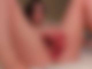 Live cam show with Ellen - Squirt on UwU Esports