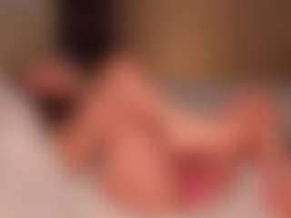 Live cam show with Ellen - Green Eyes on Cam Slut