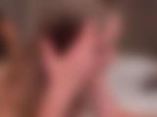 Live cam show with Ellen - Dirty Talk on Latina Girls
