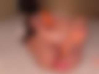 Live cam show with Ellen - No Drinking on Milfs Live