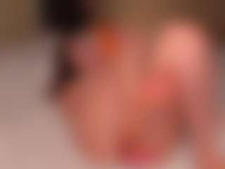 Live cam show with Ellen - Young Adult on Stripli.com