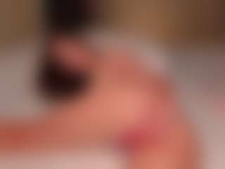 Live cam show with Ellen - Teen (18+) on Soda Cam