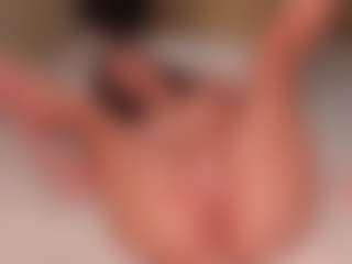 Ellen's Live Sex Cam Show