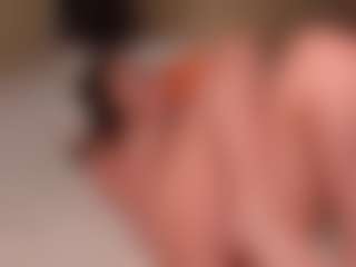 Ellen's Live Sex Cam Show