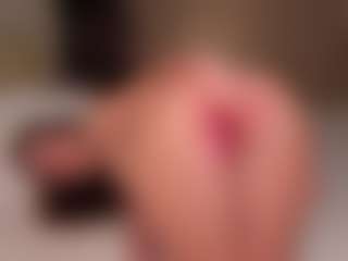 Ellen's Live Sex Cam Show