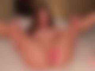 Live cam show with Ellen - Full Nudity on SinfulBabes
