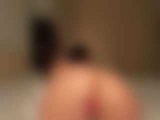 Ellen's Live Sex Cam Show