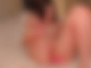 Live cam show with Ellen - Striptease on camtv
