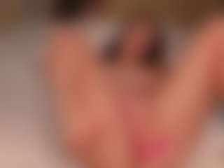 Live cam show with Ellen - Petite on camwithhim.com