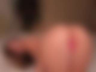 Ellen's Live Sex Cam Show