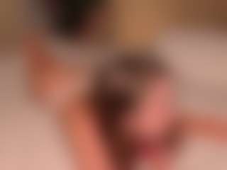 Live cam show with Ellen - Bedroom Teen (18+) on sexylive.show