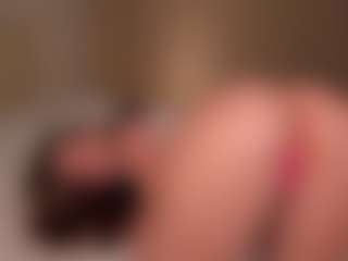 Ellen's Live Sex Cam Show
