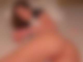 Live cam show with Ellen - Anal on Camsoda
