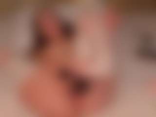 Ellen's Live Sex Cam Show