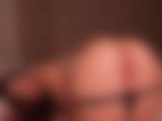 Ellen's Live Sex Cam Show