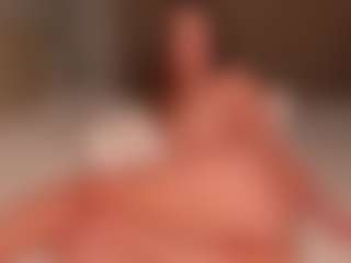 Live cam show with Ellen - Squirt on Camsoda