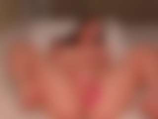 Live cam show with Ellen - Full Nudity on Camsoda