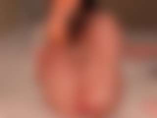 Live cam show with Ellen - Solo on TastyBlacksLive