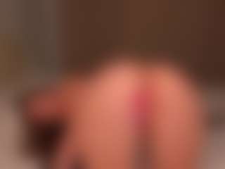 Ellen's Live Sex Cam Show