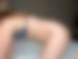 Ellen's Live Sex Cam Show