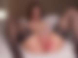 Ellen's Live Sex Cam Show