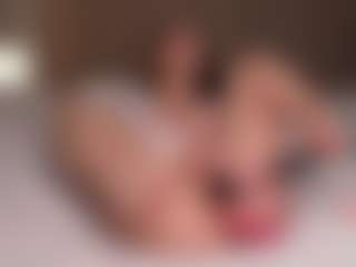 Ellen's Live Sex Cam Show