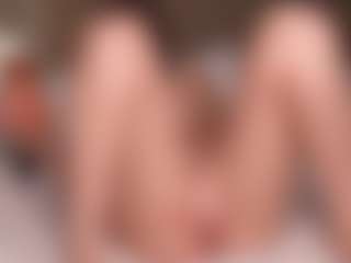 Live cam show with Ellen - Lovense Teen (18+) on Camsoda