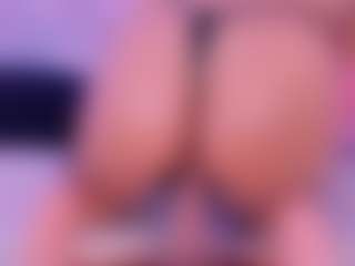 roxanneshelby's Live Sex Cam Show