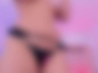 Live cam show with roxanneshelby - Bikini on Uber Horny