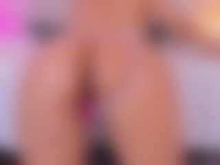 roxanneshelby's Live Sex Cam Show