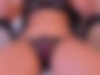 Live cam show with roxanneshelby - Bikini on Camsoda