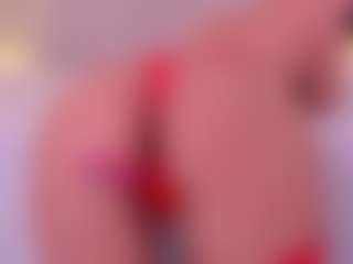 Live cam show with roxanneshelby - Squirt Curvy on AdultVida.com