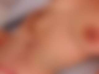 Live cam show with roxanneshelby - Drinking on Chatstar