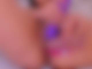 Live cam show with roxanneshelby - Fingers on CSO-WL