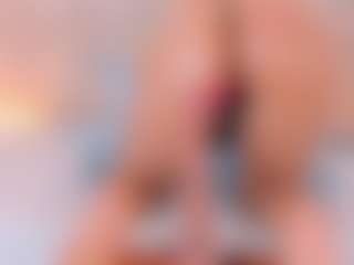 roxanneshelby's Live Sex Cam Show